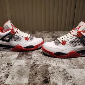 Air Jordan IV Retro (2012)